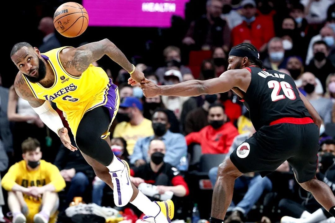 九游体育官网下载-波特兰开拓者发布备战花絮，关键时刻门线救险，CBA季后赛任务艰巨，细节决定成败的简单介绍